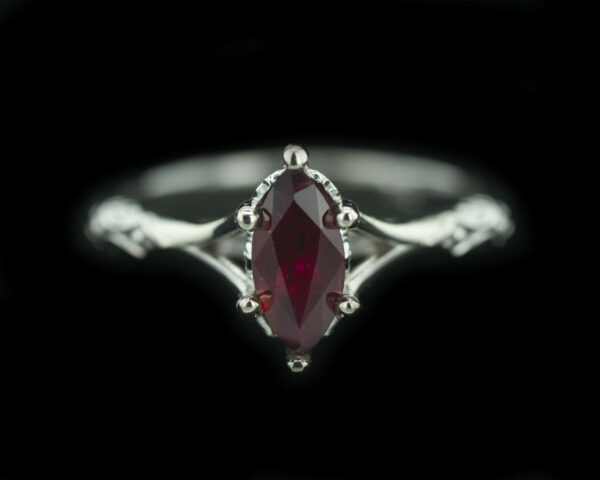14kw Ruby Ring 1027