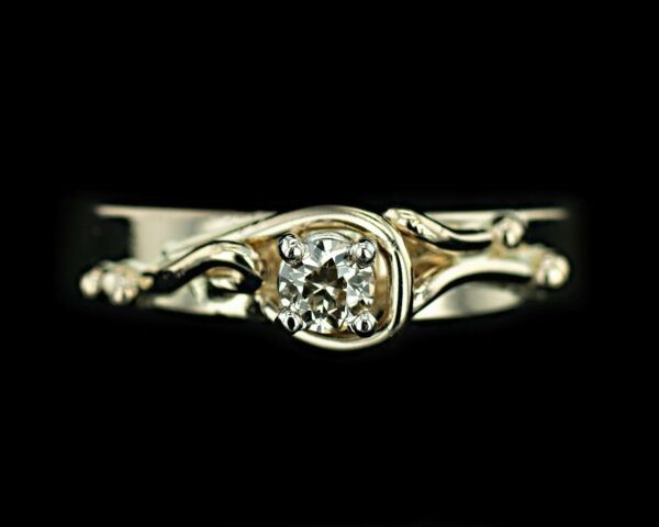 14k Yellow Gold Diamond Ring 719